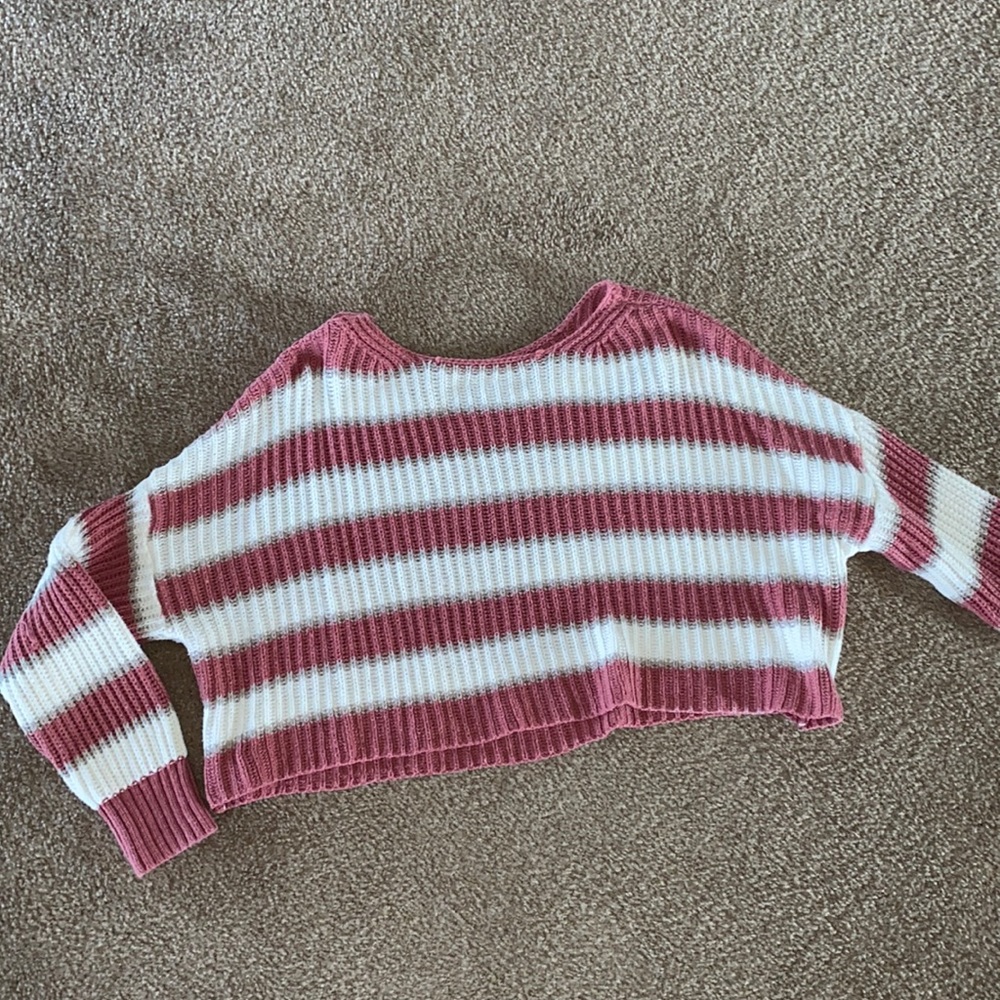 American eagle cropped sweater